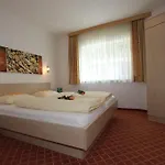 Karlspitze -natur Pur Appartementhaus *