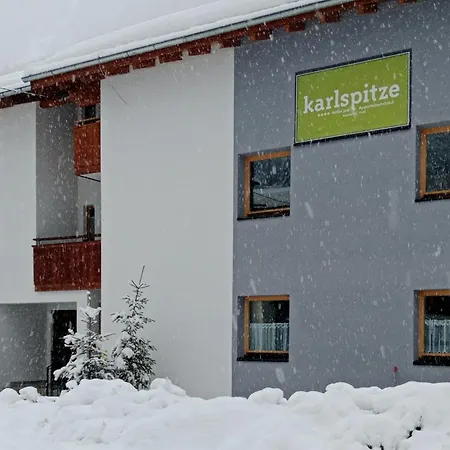 Karlspitze -natur Pur Appartementhaus 아파트