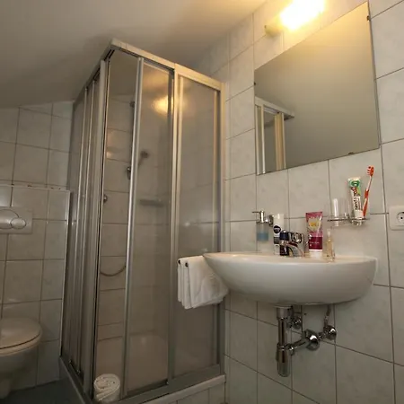 Haus Karlspitze Apartmán *