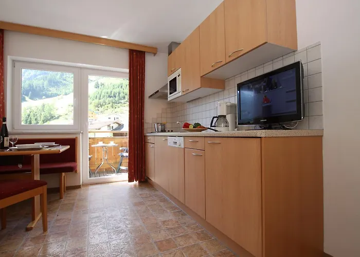 Karlspitze -natur Pur Appartementhaus * 카우넬탈