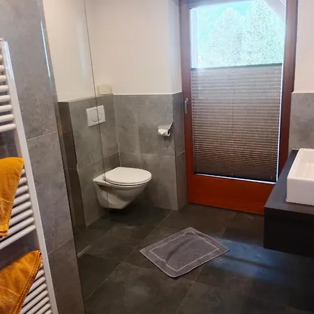 Karlspitze -natur Pur Appartementhaus *